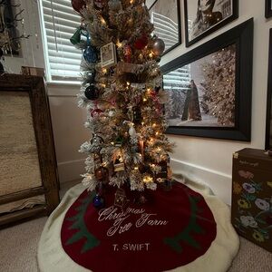 Taylor Swift Festive Red Tree Skirt